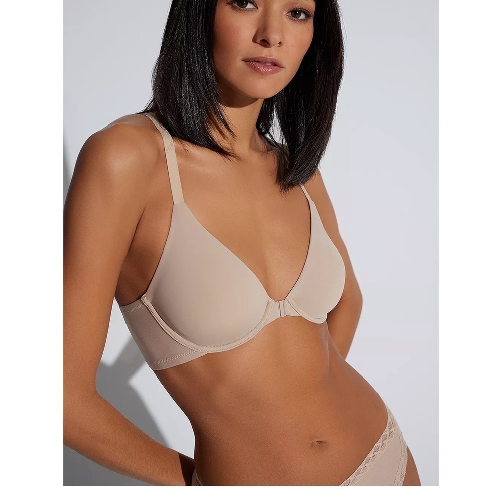 Natori
Smooth Comfort Front Close Underwire Bra cafe racerback 32D